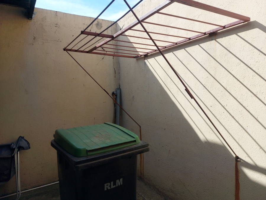 1 Bedroom Property for Sale in Rustenburg Central North West